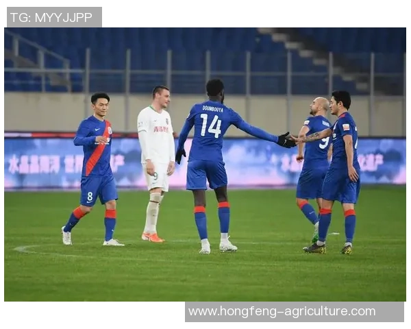 足球专题：聚焦上海足球队的技术